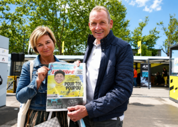 ONZE HARTEN ZIJN NOG NOOIT ZO VOL GEWEEST’ — De trotse ouders van Mathieu van der Poel vieren de vreugde van het aanstaande grootouderschap”