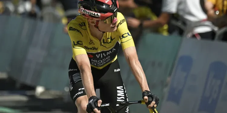 “‘IT’S A SHAME’ — Jonas Vingegaard Admits Losing the Yellow Jersey Hurts, but Says He Always Expected a Tough Opening Week at the Tour de France”