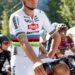 “VAN DER POELS MTB-DROOM AAN DIGGELS!” — Mathieu van der Poel eindigt teleurstellend als 30e in Val di Sole, terwijl Tom Pidcock naar de wereldtitel snelt; de droom van de Nederlandse superster op de regenboogtrui blijft voorlopig onvervuld!