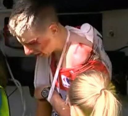🚨 »POGAČARJEVE SANJE O VUELTI SO SE RAZBILE!« 💔🚴‍♂️ Tadej Pogačar po hudi nesreči v 8. etapi, ko je nosil rdečo majico, odstopil od dirke na Vuelti 2026, utrpel poškodbe obraza in ramen ter pustil navijače v strahu pred njegovim naslednjim velikim gorskim izzivom