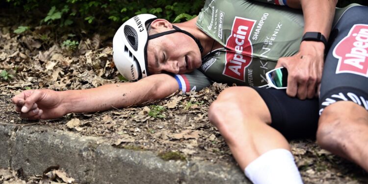 “VAN DER POEL IS KLAAR OM OPNIEUW GESCHIEDENIS TE SCHRIJVEN!” — Mathieu van der Poel mikt op een nieuwe grote triomf terwijl de Nederlandse superster zijn ongelooflijke wieleravontuur voortzet!