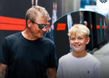”ROBIN ’ÄSSÄ’ RÄIKKÖNEN SAA TOISEN SUUREN POTKUSTAMISEN! ” — Kimi Räikkösen poika saa merkittävän tuen nopean nousunsa myötä moottoriurheilussa ja ottaa jälleen askeleen kohti kilpa-ajountansa…