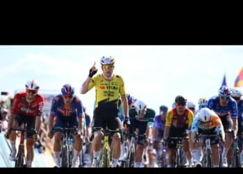De héros de la Vuelta à la désillusion des Championnats du monde ! — Wout van Aert se confie sur sa déception à Montréal, fait une pause dans sa saison et prépare son prochain grand retour !