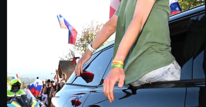 « UN CHAMPION N’OUBLIE JAMAIS SON ÉQUIPE ! » — TADEJ POGAČAR REND UN HOMMAGE ÉMOUVANT AUX COUREURS QUI L’ONT ACCOMPAGNÉ DANS TOUTES LES ÉPREUVES !
