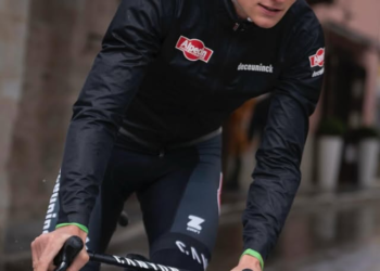 “IEDEREEN IS BENIEUWD NAAR DE ZWANGERSCHAP VAN ROXANNE BERTELS!” — NU MATHIEU VAN DER POEL EN ZIJN VASTE PARTNER ZICH VOORBEREIDEN OP DE KOMST VAN HUN EERSTE KINDJE, VRAGEN FANS ZICH AF HOE DEZE INGRIJPENDE GEBEURTENIS HUN LEVEN ZAL VERANDEREN! ZOU HET VADERSCHAP DE NEDERLANDSE WIELERSTER VOORGOED KUNNEN VERANDEREN?